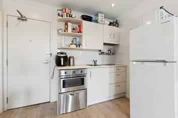 13H/18 Ronwood Avenue, Manukau
