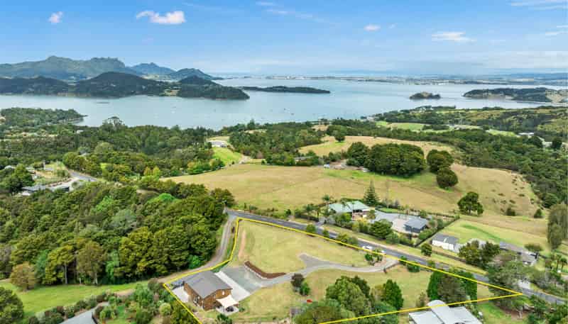 128 Te Rongo Road, Parua Bay