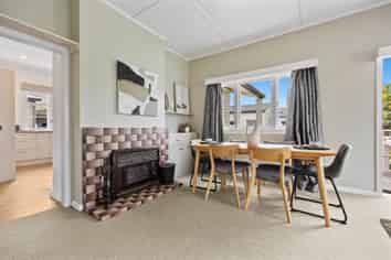 35 Oxford  Street, Richmond