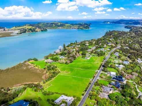 106 Ridge Road, Mahurangi East