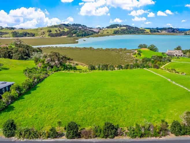 106 Ridge Road, Mahurangi East