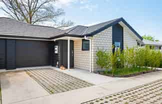 2/10 Keitha Place, Glenview
