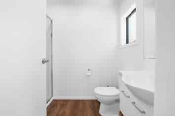 2/10 Keitha Place, Glenview