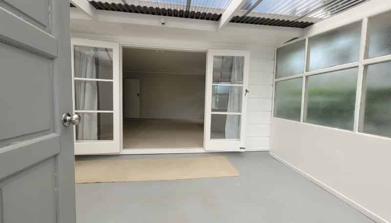 2/471 Remuera Road, Remuera