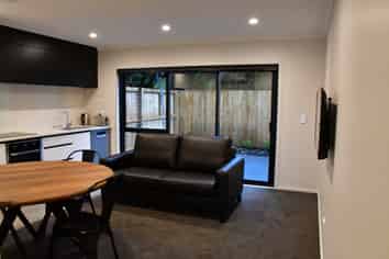 4e/410 Tristram Street , Whitiora