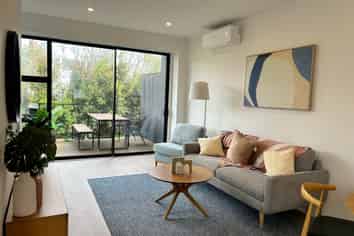 11/27 Hastings Road, Mairangi Bay