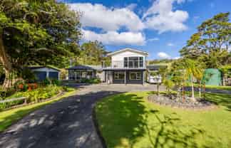 48 Campbell Road, Tawharanui Peninsula