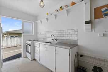 1/37 Selwyn Street, Tauranga Central