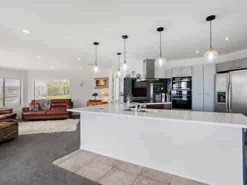 156 Centennial Drive, Whitianga