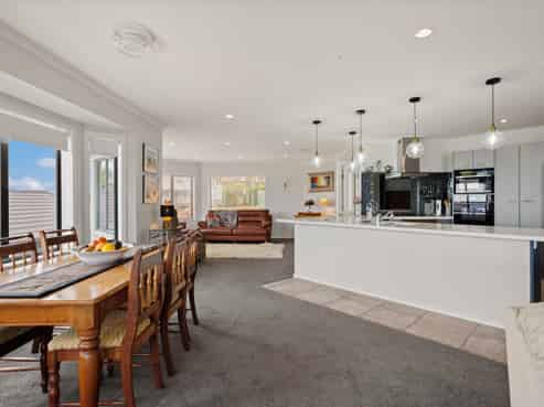 156 Centennial Drive, Whitianga