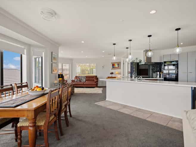 156 Centennial Drive, Whitianga