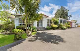2312 State Highway 16, Helensville