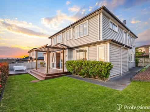 8 Wisteria Lane, Millwater