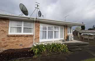 8A Sandleigh Road, Hamilton Lake
