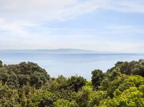 10 Adams Road, Thornton Bay