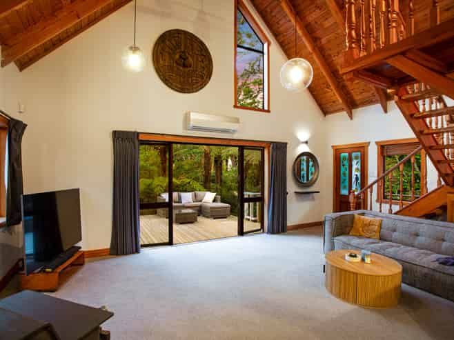139 Atkinson Road, Titirangi