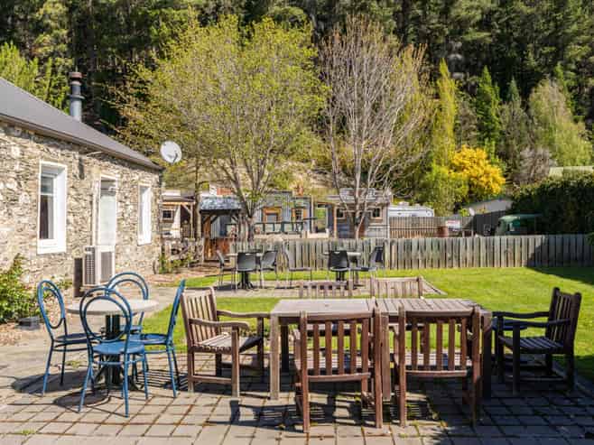 Luggate Hotel - A Central Otago Icon