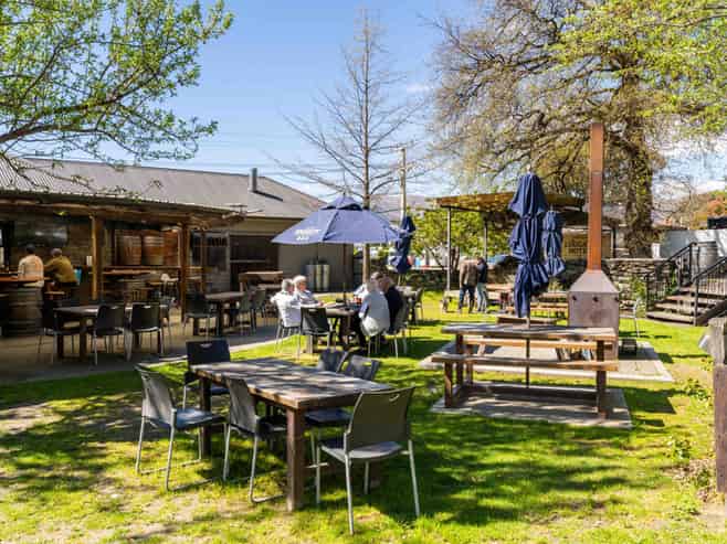 Luggate Hotel - A Central Otago Icon