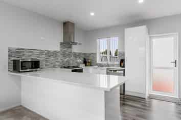 1/17 Puhinui Road, Papatoetoe