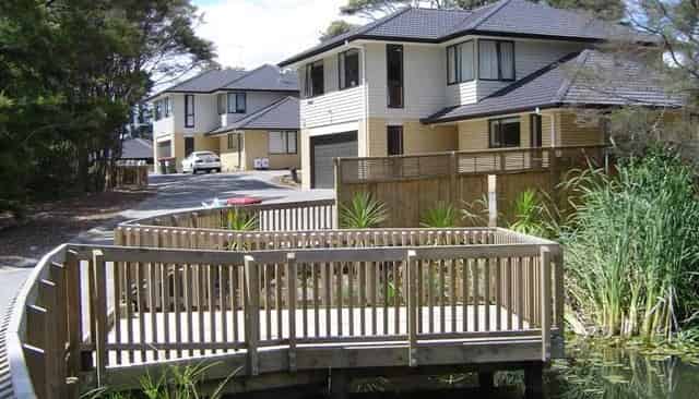 9 The Avenue, Albany