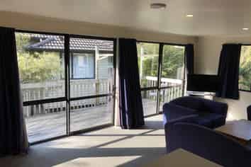 9 The Avenue, Albany