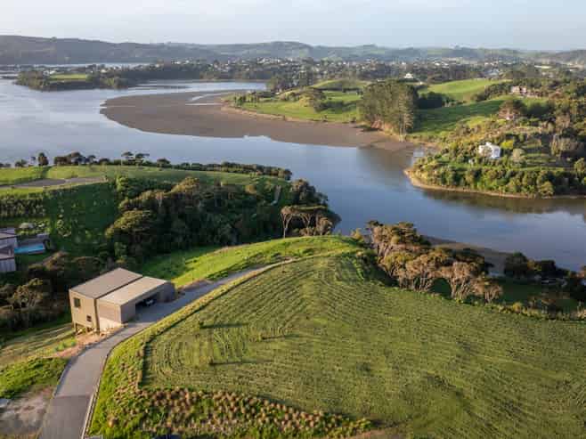 25 Ruruhi Street, Raglan