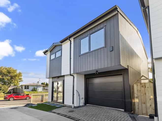 2/23 Stonex Road, Papatoetoe