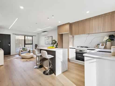 2/23 Stonex Road, Papatoetoe