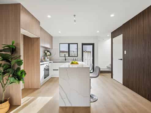 2/23 Stonex Road, Papatoetoe