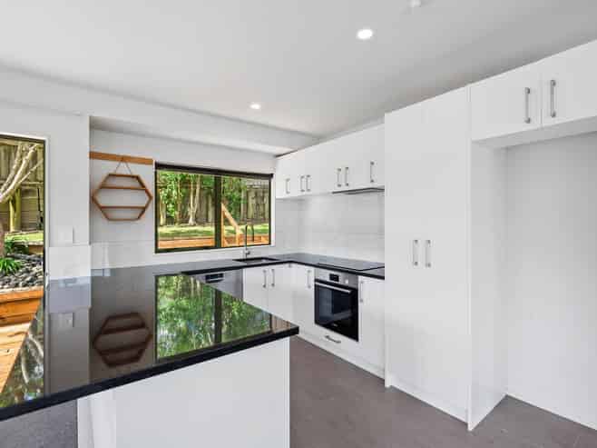  121B Sunnyside Road, Sunnyvale