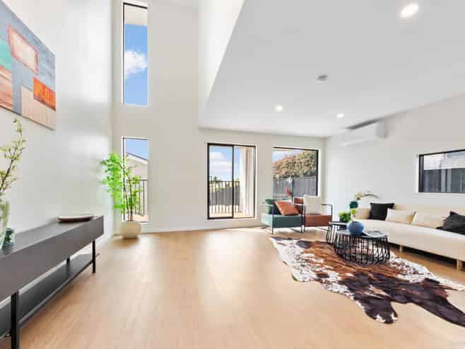 10B White Heron Drive, Massey