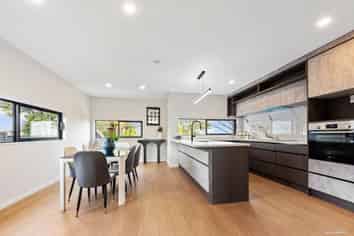 10B White Heron Drive, Massey