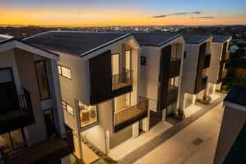 10B White Heron Drive, Massey