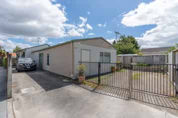 129b Boundary Road - FULLY FURNISHED, Claudelands