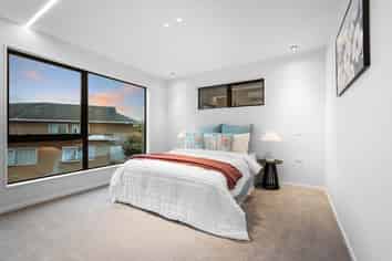 4D Fratley Avenue, Farm Cove