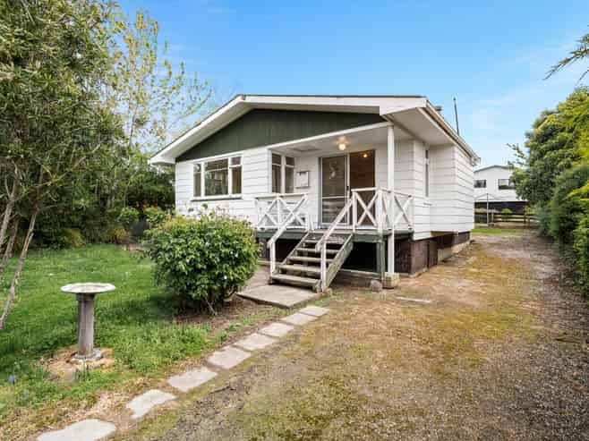 7 Pratt Street, Waikouaiti