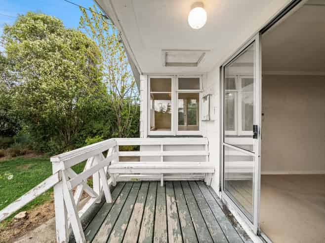 7 Pratt Street, Waikouaiti