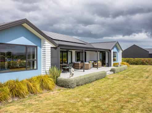 1B Riverdale Place, Amberley