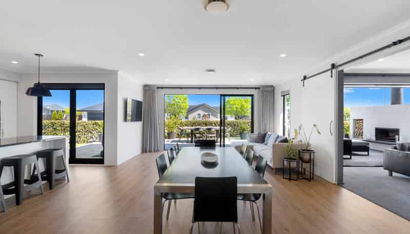 52 The Esplanade, Pegasus