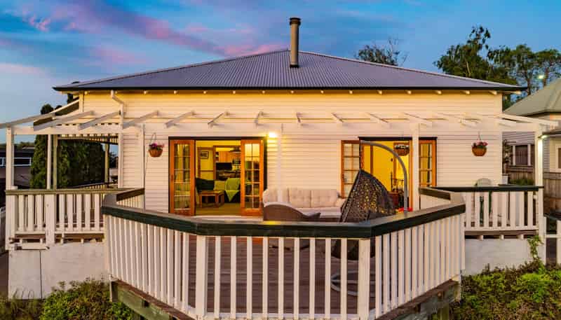 7 Lucy Road, Bluff Hill