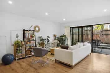Apartment/57 Manor Place , Dunedin Central