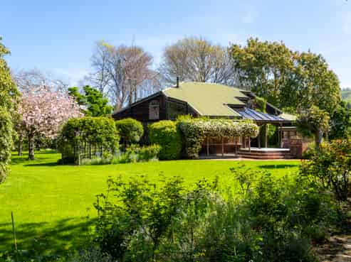 374 Papatu Road, Manutuke