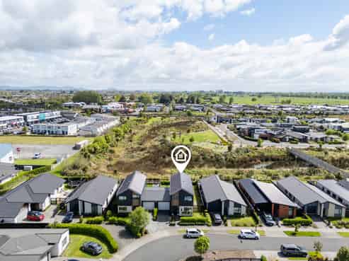 55 Probert Crescent, Chartwell