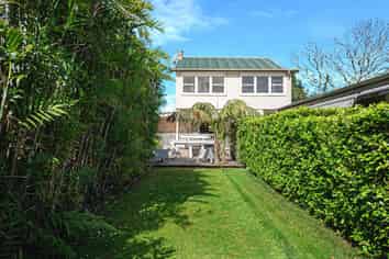 11 Buchanan Street, Devonport