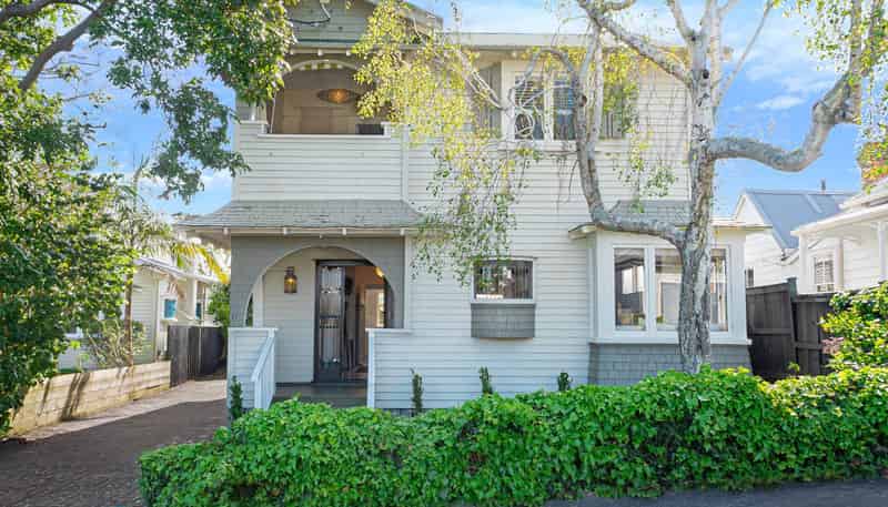 11 Buchanan Street, Devonport