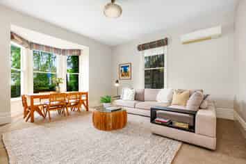 12 Tinakori Road, Thorndon