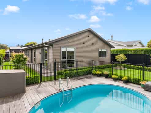 76 Cornwall Street, Masterton