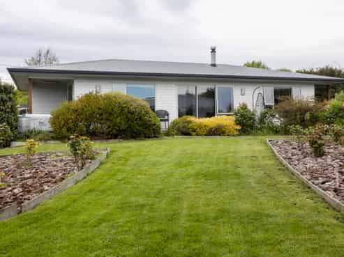 22 Oakham Street, Hampden