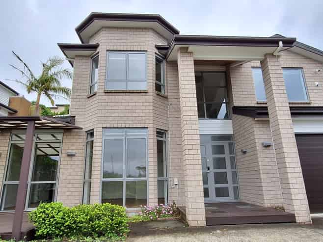 8 Bintulu Place, Albany
