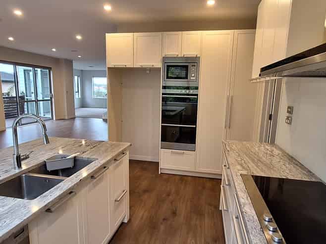 8 Bintulu Place, Albany